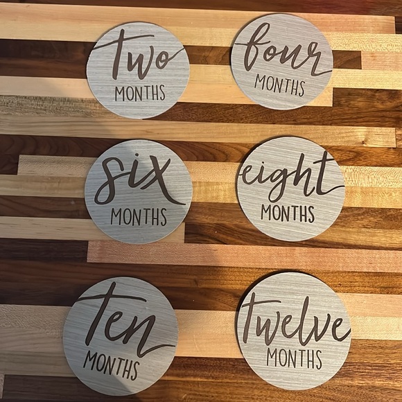 Wooden Monthly Photo Props - Picture 3 of 3